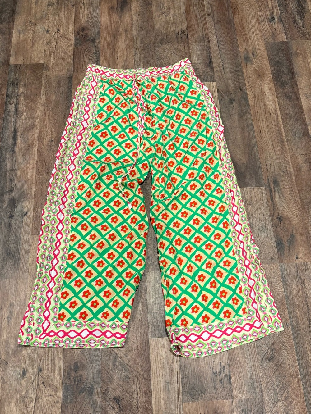 CeliaB Tenerife Pants Green with Pink and Floral Pattern size Medium